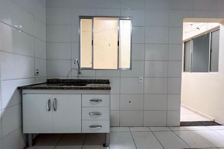 Casa de condomínio para alugar com 100m², 2 quartos e sem vaga Casa de condomínio para alugar com 100m², 2 quartos e sem vagaCozinha