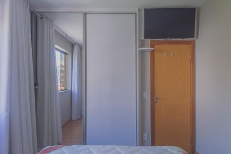 Apartamento à venda com 253m², 4 quartos e 3 vagasSuite