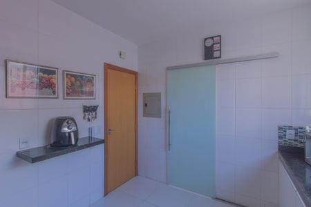Apartamento à venda com 253m², 4 quartos e 3 vagasCozinha