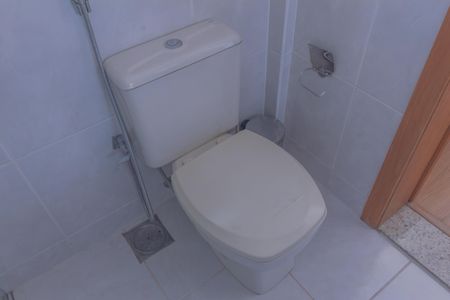 Apartamento à venda com 253m², 4 quartos e 3 vagasBanheiro da Suite 2