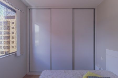 Apartamento à venda com 253m², 4 quartos e 3 vagasSuite 2