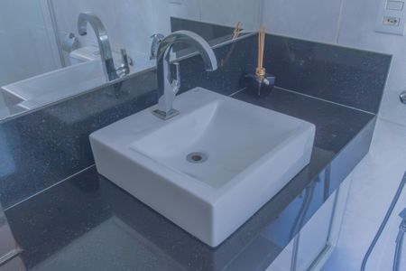 Apartamento à venda com 253m², 4 quartos e 3 vagasBanheiro da Suite