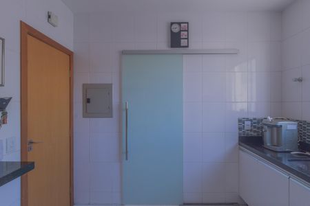 Apartamento à venda com 253m², 4 quartos e 3 vagasCozinha