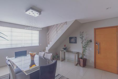 Apartamento à venda com 253m², 4 quartos e 3 vagasSala de Jantar
