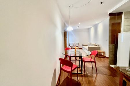 Sala de apartamento para alugar com 1 quarto, 45m² em Ipanema, Rio de Janeiro