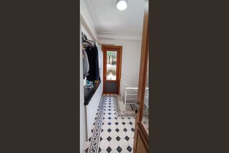 Casa de condomínio para alugar com 684m², 3 quartos e 8 vagas Casa de condomínio para alugar com 684m², 3 quartos e 8 vagasÁrea de Serviço