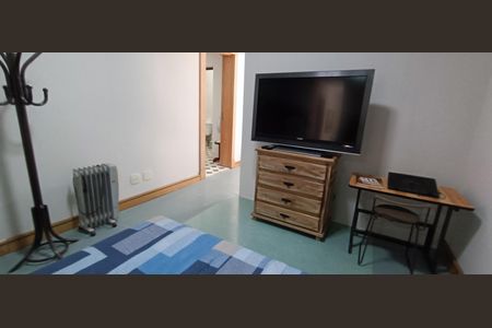 Casa de condomínio para alugar com 684m², 3 quartos e 8 vagas Casa de condomínio para alugar com 684m², 3 quartos e 8 vagasSala Edícula