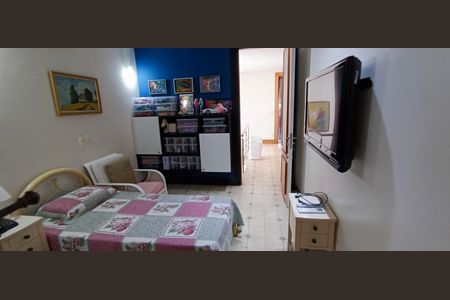 Casa de condomínio para alugar com 684m², 3 quartos e 8 vagas Casa de condomínio para alugar com 684m², 3 quartos e 8 vagasSuíte 2