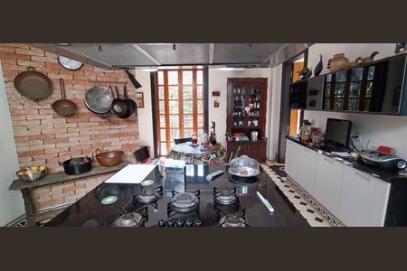 Casa de condomínio para alugar com 684m², 3 quartos e 8 vagas Casa de condomínio para alugar com 684m², 3 quartos e 8 vagasCozinha