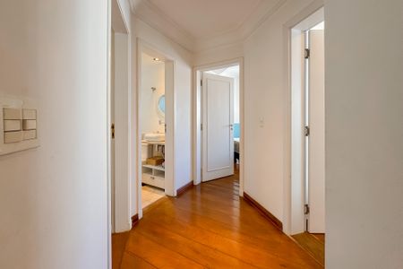 Apartamento à venda com 146m², 3 quartos e 3 vagasCorredor
