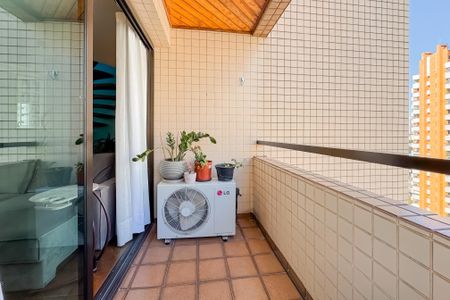 Apartamento à venda com 146m², 3 quartos e 3 vagasVaranda da Sala