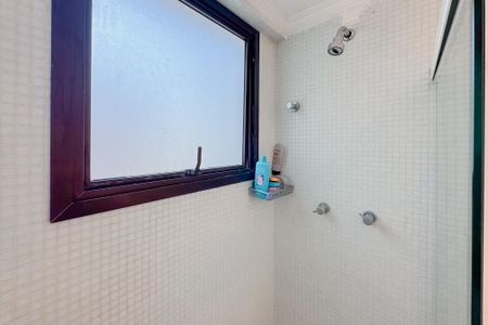 Apartamento à venda com 146m², 3 quartos e 3 vagasBanheiro Social