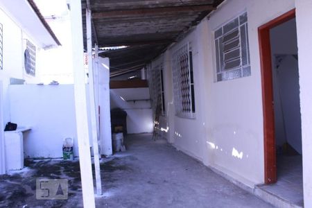 Casa para alugar com 94m², 2 quartos e 1 vaga