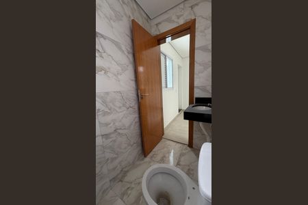 Apartamento à venda com 62m², 2 quartos e 2 vagasCobertura - Banheiro