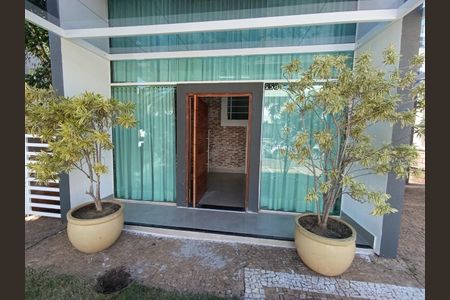 Casa de condomínio para alugar com 234m², 3 quartos e 4 vagas