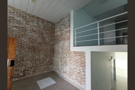 Casa de condomínio para alugar com 234m², 3 quartos e 4 vagas