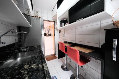 Apartamento à venda com 48m², 2 quartos e 1 vagaCozinha e Área de Serviço