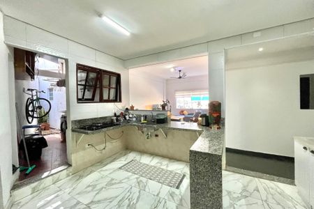 Apartamento à venda com 100m², 2 quartos e sem vagaCozinha