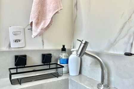 Apartamento à venda com 100m², 2 quartos e sem vagaBanheiro da Suíte