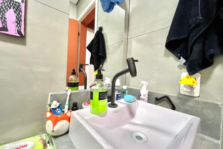 Apartamento à venda com 100m², 2 quartos e sem vagaBanheiro Corredor