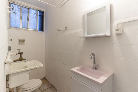 Apartamento para alugar com 35m², 1 quarto e sem vaga Apartamento para alugar com 35m², 1 quarto e sem vagaBanheiro Social