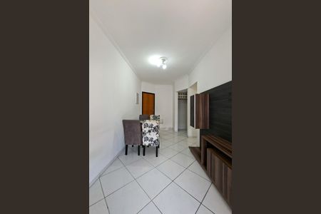 Sala de apartamento para alugar com 2 quartos, 75m² em Guilhermina, Praia Grande