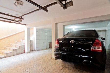 Casa à venda com 200m², 3 quartos e 3 vagasGaragem