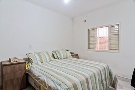 Casa à venda com 200m², 3 quartos e 3 vagasSuíte