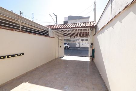 Casa à venda com 239m², 3 quartos e 3 vagasGaragem