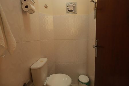 Casa à venda com 239m², 3 quartos e 3 vagasLavabo