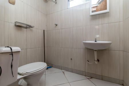 Banheiro - Casa 1 de casa à venda com 4 quartos, 180m² em Santa Terezinha, Belo Horizonte