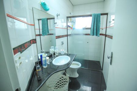 Apartamento para alugar com 340m², 3 quartos e 3 vagasBanheiro da suíte 2