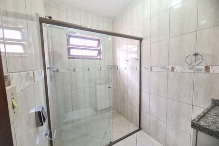 Casa à venda com 250m², 3 quartos e 4 vagasBanheiro da Suíte