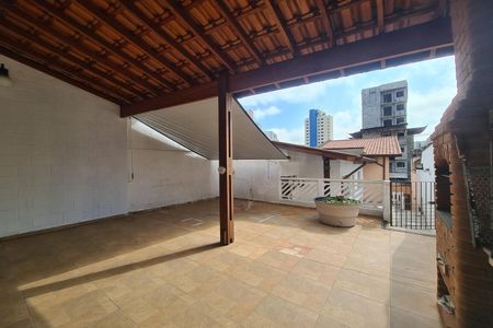 Casa à venda com 250m², 3 quartos e 4 vagasÁrea Externa