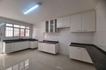 Casa à venda com 250m², 3 quartos e 4 vagasCozinha