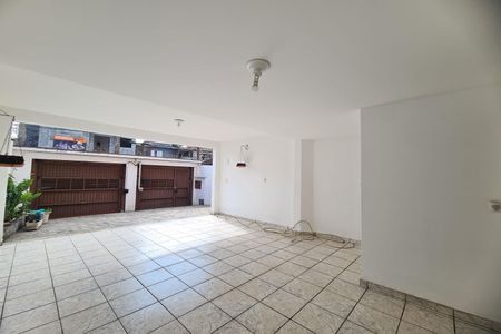 Casa à venda com 250m², 3 quartos e 4 vagasÁrea Externa