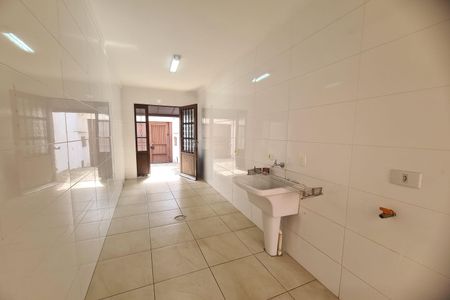 Casa à venda com 250m², 3 quartos e 4 vagasÁrea de Serviço