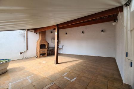 Casa à venda com 250m², 3 quartos e 4 vagasÁrea Externa