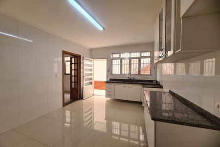 Casa à venda com 250m², 3 quartos e 4 vagasCozinha