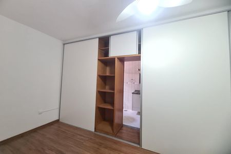 Casa à venda com 250m², 3 quartos e 4 vagasSuíte