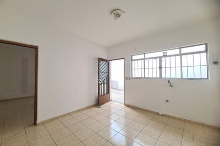 Casa à venda com 250m², 3 quartos e 4 vagasEdicula