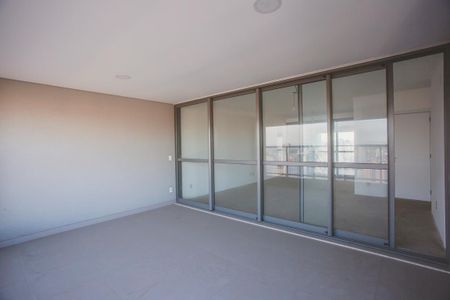Apartamento à venda com 166m², 3 quartos e 2 vagasVaranda