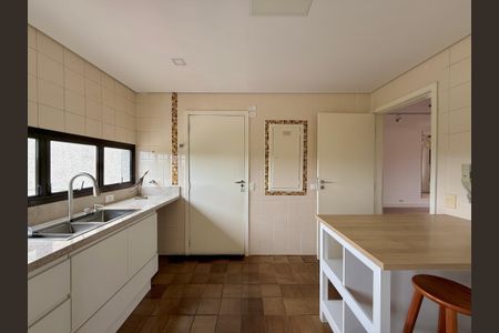 Apartamento à venda com 270m², 3 quartos e 4 vagasCozinha 