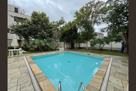 Apartamento à venda com 270m², 3 quartos e 4 vagasPiscina 