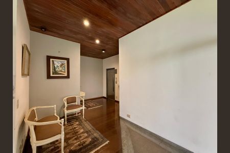 Apartamento à venda com 270m², 3 quartos e 4 vagasHall Social Bloco 