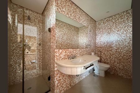 Apartamento à venda com 270m², 3 quartos e 4 vagasBanheiro Social 