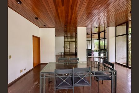 Apartamento à venda com 270m², 3 quartos e 4 vagasSalão de Festas 