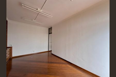 Apartamento à venda com 270m², 3 quartos e 4 vagasEscritório