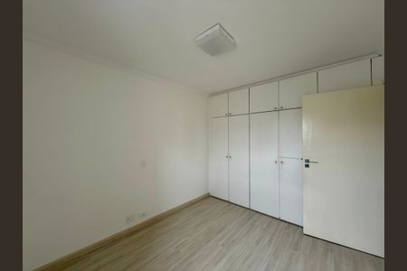 Apartamento à venda com 270m², 3 quartos e 4 vagasQuarto 3