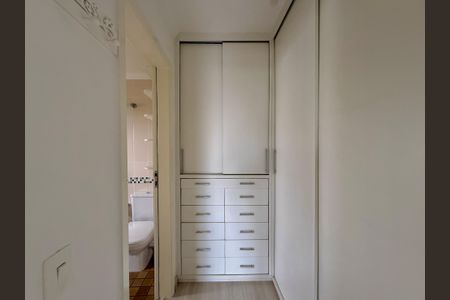 Apartamento à venda com 270m², 3 quartos e 4 vagasCloset Suíte